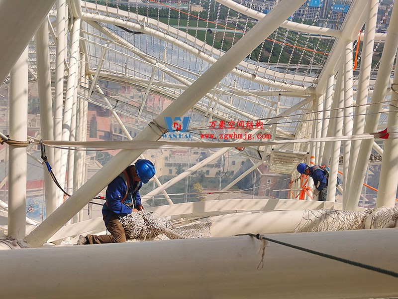 勞動最光榮，致敬一線工作者！