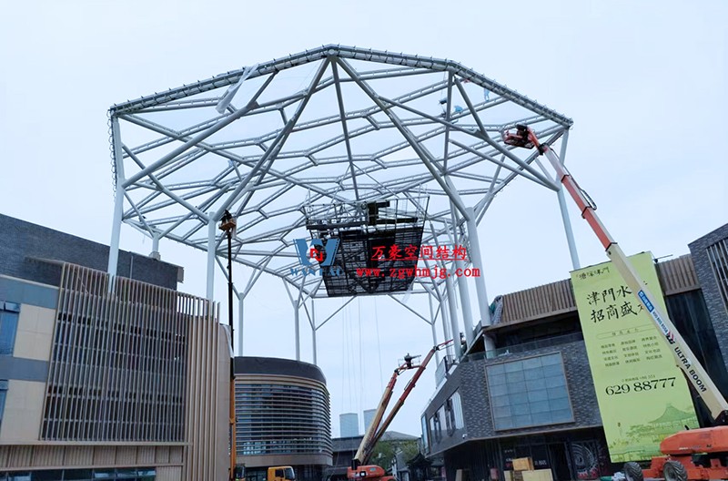 勞動最光榮，致敬一線工作者！