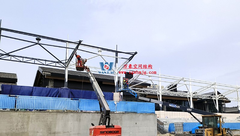 勞動最光榮，致敬一線工作者！