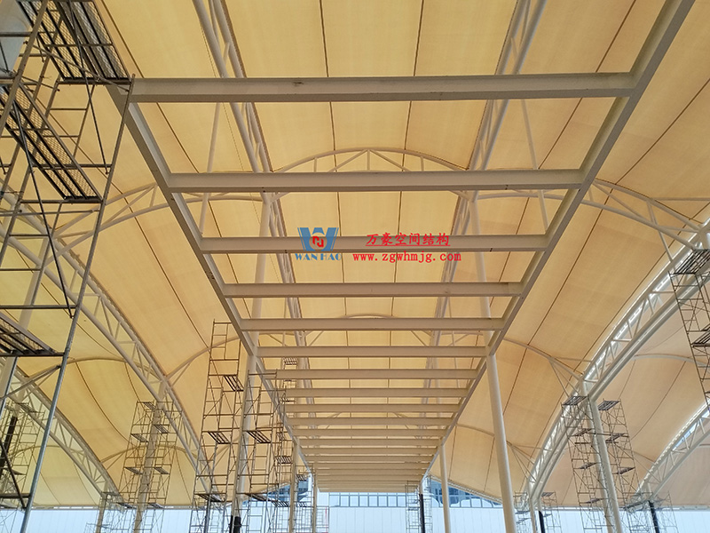 浙江真愛毯業(yè)科技有限公司廠房三屋面膜結(jié)構(gòu)工程完工大吉！