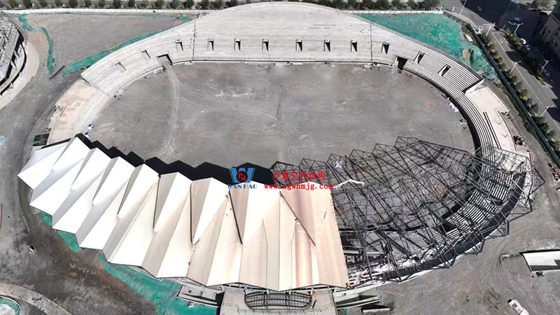 緊抓施工進度|這個體育場PTFE膜結(jié)構(gòu)工程有最新動態(tài)~ 緊抓施工進度|這個體育場PTFE膜結(jié)構(gòu)工程有最新動態(tài)~