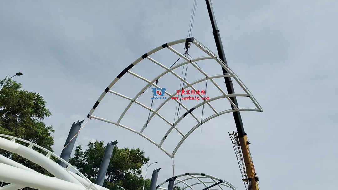 全面加速建設(shè)，創(chuàng)建優(yōu)質(zhì)精品工程