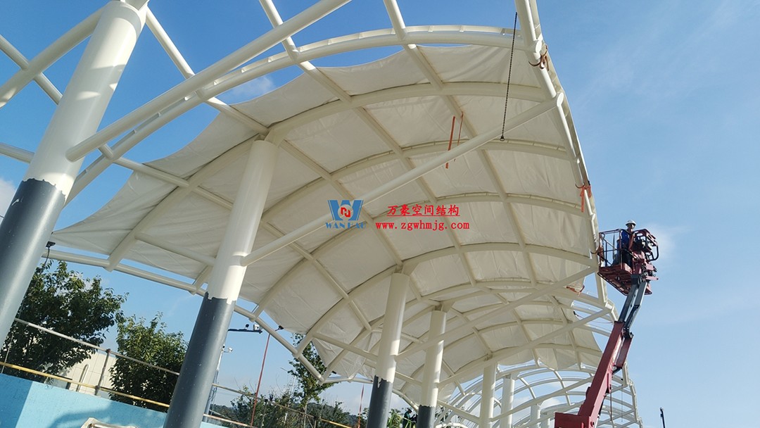 全面加速建設(shè)，創(chuàng)建優(yōu)質(zhì)精品工程