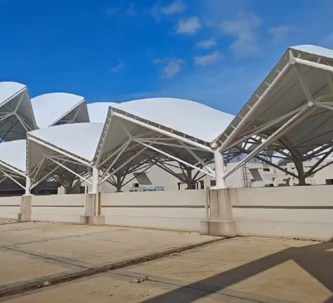 超強(qiáng)臺風(fēng)"摩羯"狂嘯登陸，這個膜結(jié)構(gòu)天幕經(jīng)受嚴(yán)峻考驗！