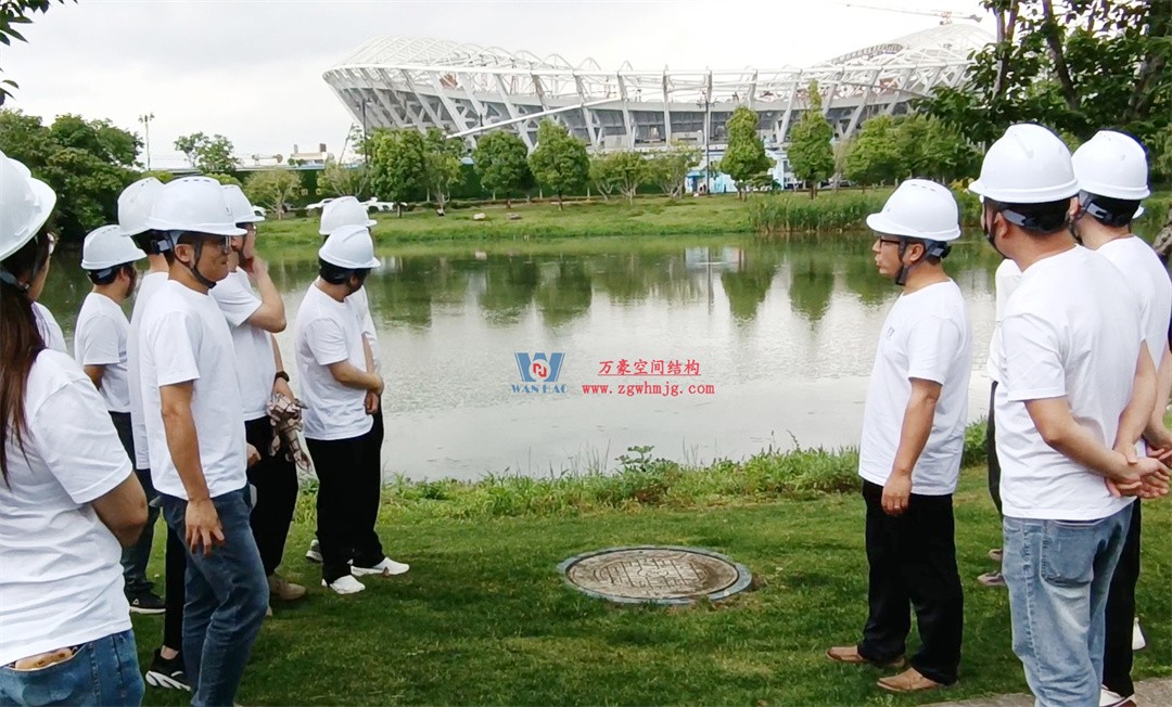 標(biāo)桿引領(lǐng)，智啟未來——萬豪集團(tuán)營銷、設(shè)計(jì)與技術(shù)骨干共赴無錫奧體中心，現(xiàn)場觀摩學(xué)習(xí)解鎖“創(chuàng)新密碼”