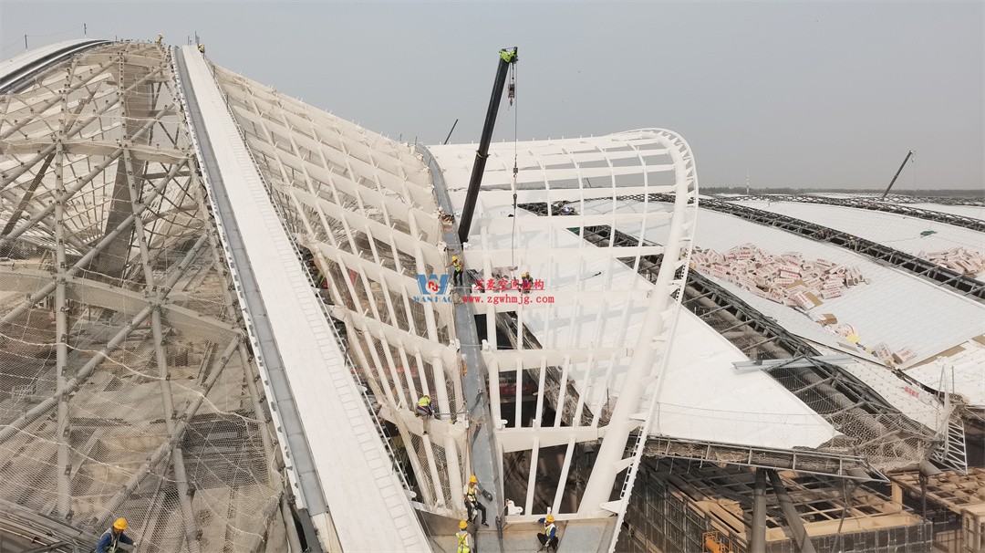 千帆競(jìng)發(fā)勢(shì)如虹｜中原國(guó)際會(huì)展中心膜結(jié)構(gòu)天幕攻堅(jiān)實(shí)錄，擎起中原會(huì)展新地標(biāo)！
